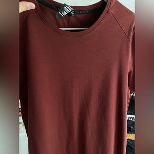 Alphalete men’s performance shirt.